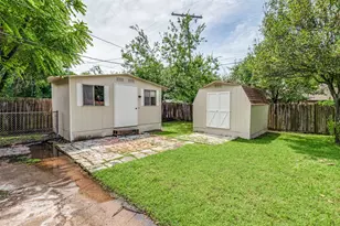 221 Leighton Dr, Terrell, TX 75160 - Photo 24