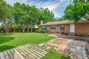 221 Leighton Dr, Terrell, TX 75160 - Photo 22