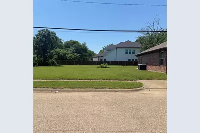 1902 Angelina Drive, Dallas, TX 75212 - Photo 2
