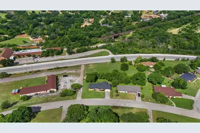 4528 Rolling Hills Drive, Fort Worth, TX 76119 - Photo 2