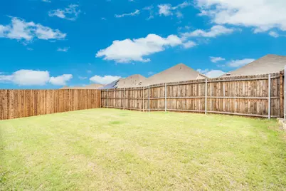 610 Hemingway Lane, Lowry Crossing, TX 75069 - Photo 18