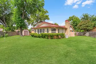 1904 Meadow Glen, Irving, TX 75060 - Photo 16