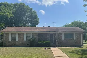 1838 Oak Hill Cir, Dallas, TX 75217 - Photo 1