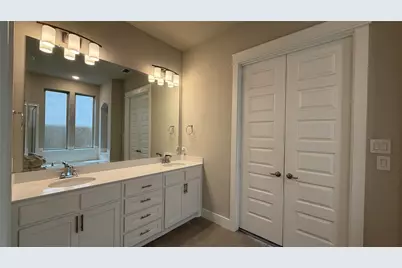 912 Fallbrook Avenue, Denton, TX 76210 - Photo 12