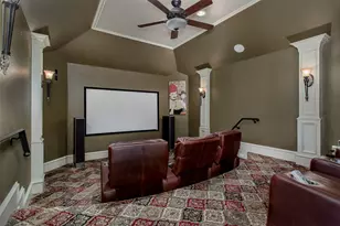 6628 Sondra Dr, Dallas, TX 75214 - Photo 32