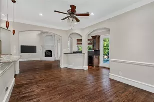6628 Sondra Dr, Dallas, TX 75214 - Photo 12