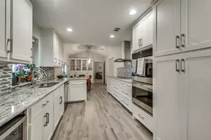 6931 Echo Bluff Dr, Dallas, TX 75248 - Photo 10