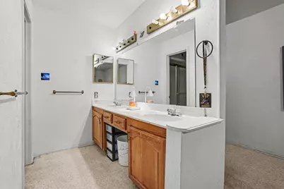 4510 Bridgeport Drive, Garland, TX 75043 - Photo 12