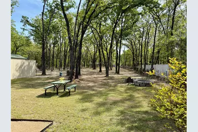 229 Forest Lane Drive #B, Mabank, TX 75156 - Photo 4