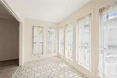 2414 Lakeview Circle, Arlington, TX 76013 - Photo 14