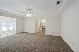 2414 Lakeview Cir, Arlington, TX 76013 - Photo 12