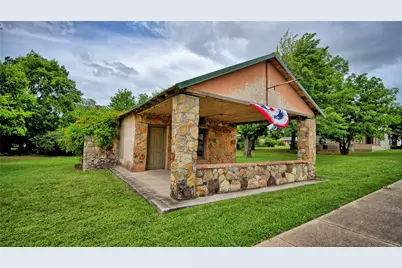 400 S Broad Street, Saint Jo, TX 76265 - Photo 10