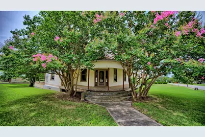 400 S Broad Street, Saint Jo, TX 76265 - Photo 4