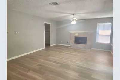 2101 Churchill Downs Drive, Arlington, TX 76017 - Photo 10