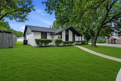 6422 Faircove Circle, Garland, TX 75043 - Photo 2