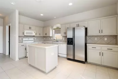 2680 Silver Hill Drive, Fort Worth, TX 76131 - Photo 10