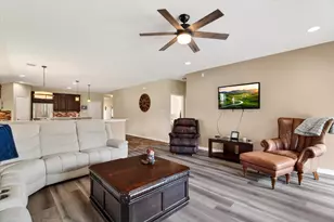 2129 Megan Creek Dr, Little Elm, TX 75068 - Photo 20