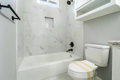 4315 Mountain Hollow Drive, Granbury, TX 76048 - Photo 20