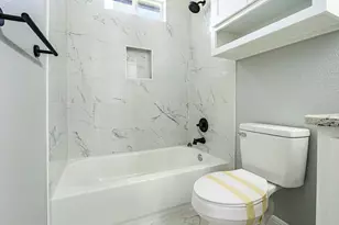 4315 Mountain Hollow Dr, Granbury, TX 76048 - Photo 20
