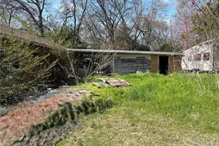 615 Quitman St, Pittsburg, TX 75686 - Photo 16
