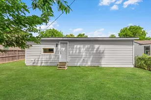 1808 Glenmore Ave, Fort Worth, TX 76102 - Photo 14