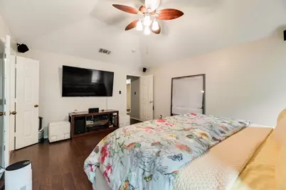 808 Chancellorsville Parkway, Grand Prairie, TX 75052 - Photo 24