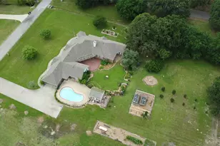 4082 Tracy Ln, Greenville, TX 75402 - Photo 6