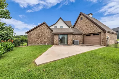 404 Charleston Park Drive, Woodway, TX 76712 - Photo 34
