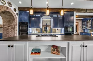 404 Charleston Park Dr, Woodway, TX 76712 - Photo 8