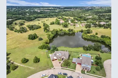 404 Charleston Park Drive, Woodway, TX 76712 - Photo 1