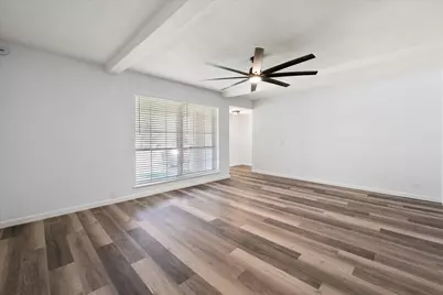 2316 Gilbert Circle, Arlington, TX 76010 - Photo 8