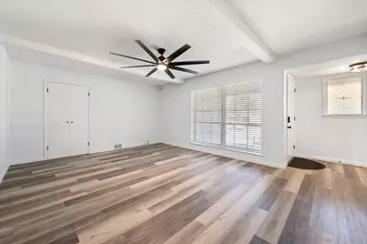 2316 Gilbert Circle, Arlington, TX 76010 - Photo 6