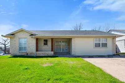 2316 Gilbert Circle, Arlington, TX 76010 - Photo 38