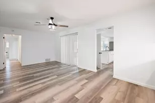 2316 Gilbert Cir, Arlington, TX 76010 - Photo 10
