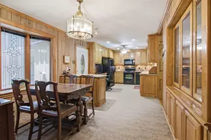 3411 Lakeview Dr, Grapevine, TX 76051 - Photo 10