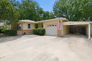 3411 Lakeview Dr, Grapevine, TX 76051 - Photo 2