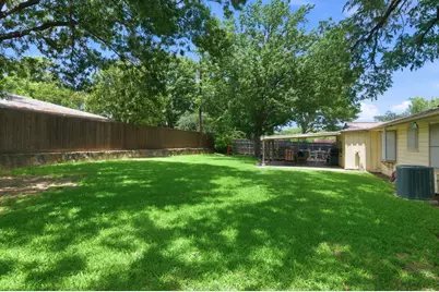 3411 Lakeview Drive, Grapevine, TX 76051 - Photo 6