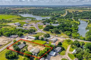 3130 Oak Trail Dr, Granbury, TX 76048 - Photo 6