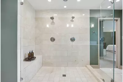 9261 Meadowglen Drive, Dallas, TX 75238 - Photo 18