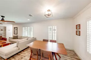 2952 Randy Ln, Farmers Branch, TX 75234 - Photo 10