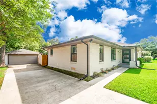 2952 Randy Ln, Farmers Branch, TX 75234 - Photo 4