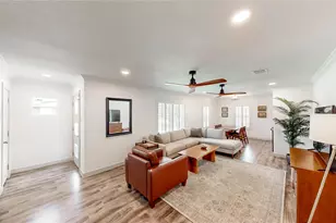 2952 Randy Ln, Farmers Branch, TX 75234 - Photo 6