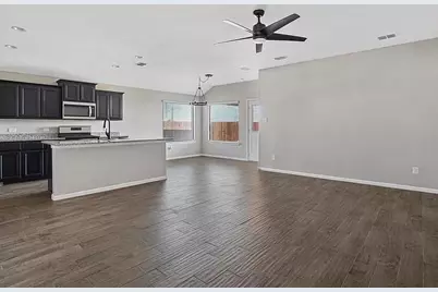 9805 Summerton Drive, Fort Worth, TX 76108 - Photo 2