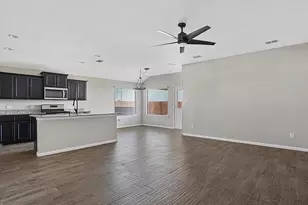 9805 Summerton Dr, Fort Worth, TX 76108 - Photo 2