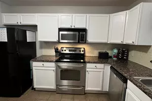 12630 Bay Ave, Euless, TX 76040 - Photo 2