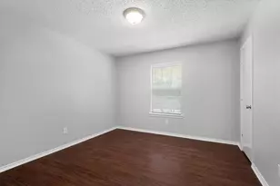 2223 Woodcreek, Carrollton, TX 75006 - Photo 22