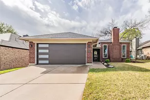 1521 Briarcrest Dr, Grapevine, TX 76051 - Photo 32