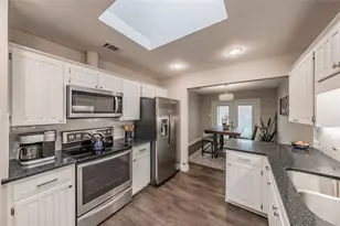 1521 Briarcrest Dr, Grapevine, TX 76051 - Photo 8