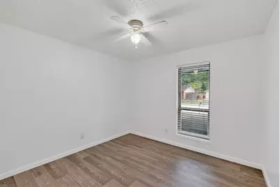 3222 Shield Ln, Garland, TX 75044 - Photo 10