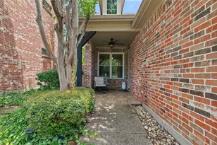 11884 Eastpark Ln, Frisco, TX 75033 - Photo 4
